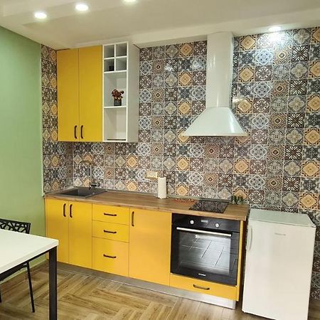 2V1 - Sheshi Willson Apartment Tiranë Ngoại thất bức ảnh