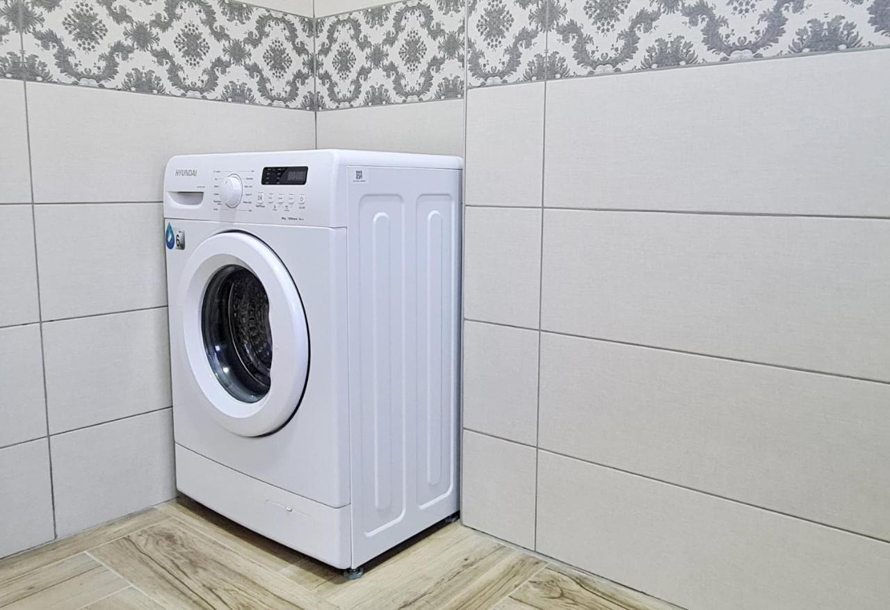 2V1 - Sheshi Willson Apartment Tiranë Ngoại thất bức ảnh